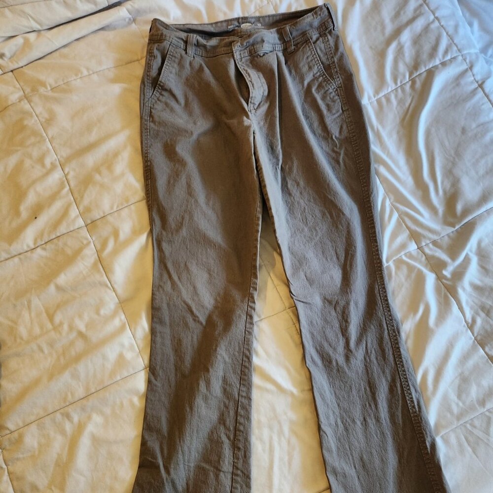 Women's OLD NAVY Boot Cut Chinos - Size 10 TALL